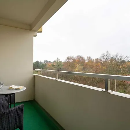 17 Regina Id 363 Appartement *